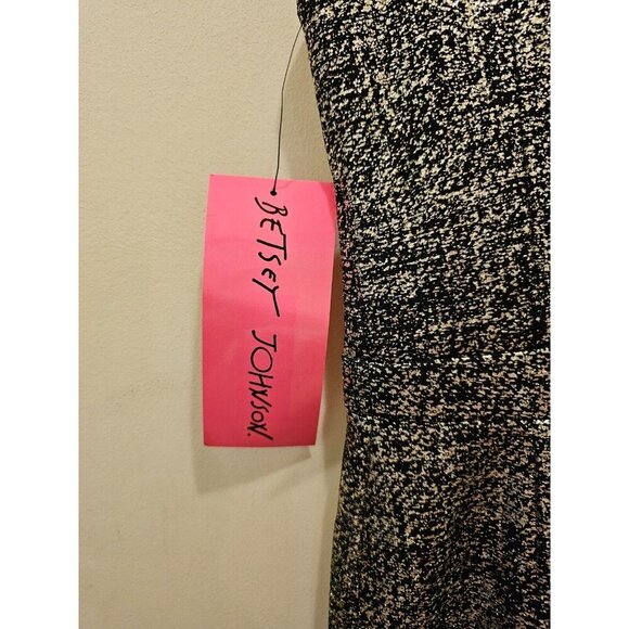 NWT Women's Betsey Johnson Black and Gold Pencil Dress Size 8 - Picture 4 of 10